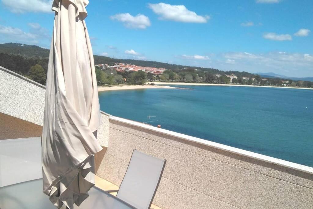 Impresionantes Vistas Al Mar Cerca De Santiago Apartman Boiro Kültér fotó